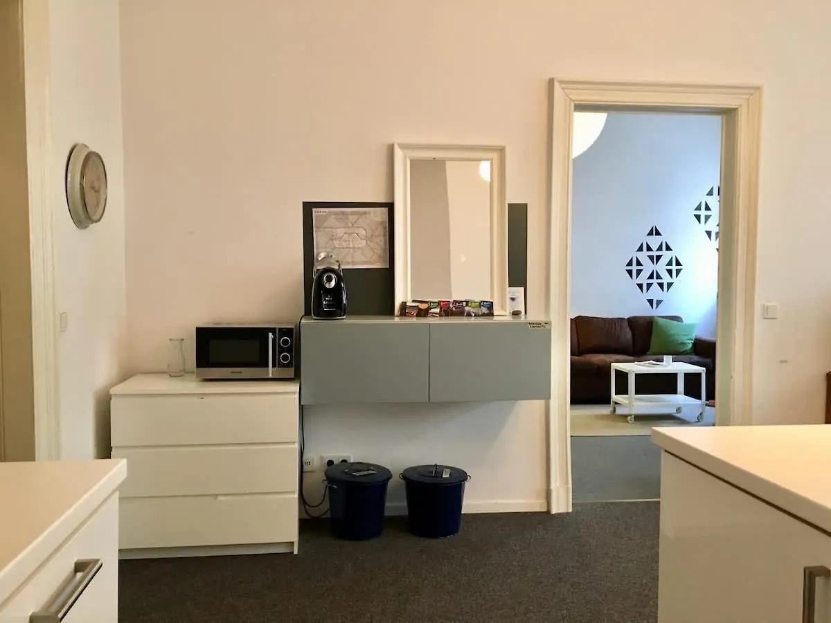 Schoenes Apartment In Prenzlauer Berg X Winskiez Berlin Germany